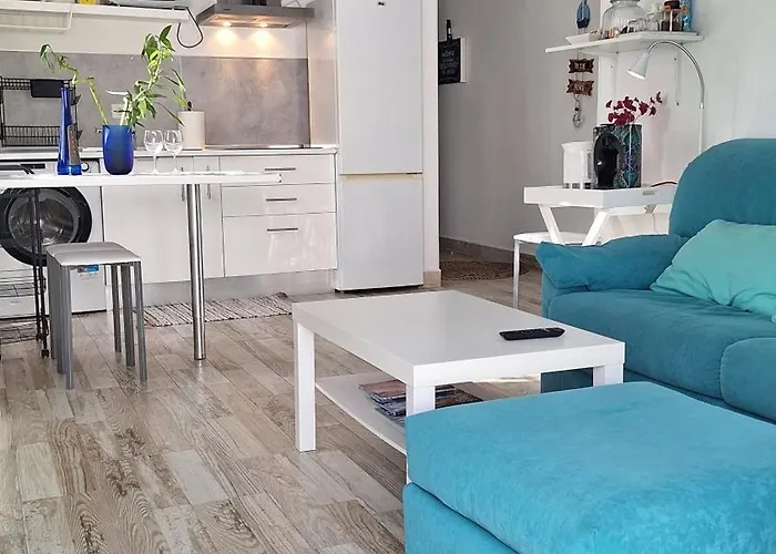 Lanza Ocean2 With A Pool And Near The Vakantiehuis *