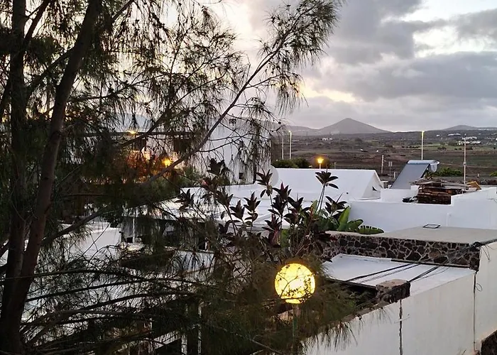 Lanza Ocean2 With A Pool And Near The Vakantiehuis Puerto del Carmen (Lanzarote)