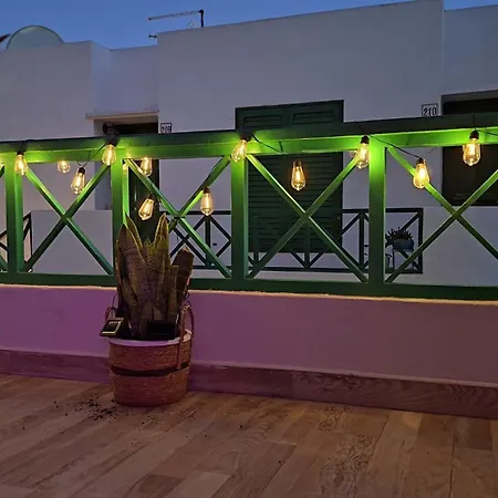 Vakantiehuis Lanza Ocean2 With A Pool And Near The Puerto del Carmen (Lanzarote)