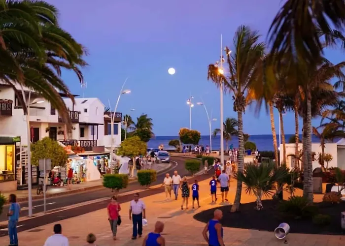 בית נופש Lanza Ocean2 With A Pool And Near The *