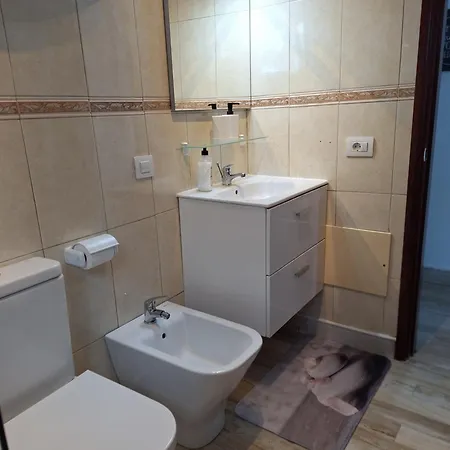 Nyaraló Lanza Ocean2 With A Pool And Near The Puerto del Carmen