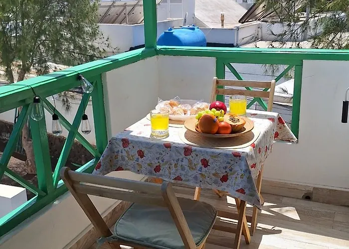 Lanza Ocean2 With A Pool And Near The